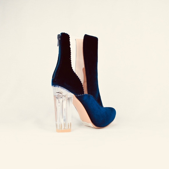 ⭐️ ROYAL BLUE VELVET CLEAR CHUNKY HEEL BOOTS - Picture 3 of 4